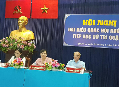 Cử tri quận 2 hỏi vai trò giám sát của đại biểu Quốc hội ở đâu khi để Thủ Thiêm lộn xộn như vậy (ảnh: P.L) Cử tri quận 2 hỏi vai trò giám sát của đại biểu Quốc hội ở đâu khi để Thủ Thiêm lộn xộn như vậy (ảnh: P.L)