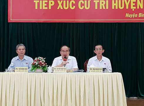 Bí thư Nguyễn Thiện Nhân và các vị đại biểu Quốc hội của Thành phố Hồ Chí Minh (ảnh: P.L) Bí thư Nguyễn Thiện Nhân và các vị đại biểu Quốc hội của Thành phố Hồ Chí Minh (ảnh: P.L)