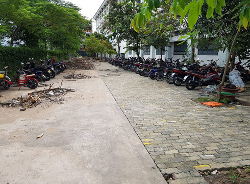 Cải tạo phần sân, nền phía sau, phía trước Trường Bình Hưng Hòa hết gần 142 triệu đồng (ảnh: P.L) Cải tạo phần sân, nền phía sau, phía trước Trường Bình Hưng Hòa hết gần 142 triệu đồng (ảnh: P.L)