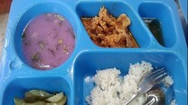 Học trò không phải là đối tượng để bán hàng kiếm lợi ảnh 2 Học trò không phải là đối tượng để bán hàng kiếm lợi ảnh 2