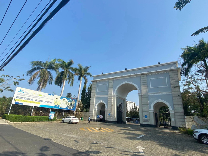 Học sinh của Trường Quốc tế Mỹ Việt Nam sẽ kết thúc năm học vào ngày 26/4 (ảnh minh họa: V.D) gdvn_AISVN.jpg