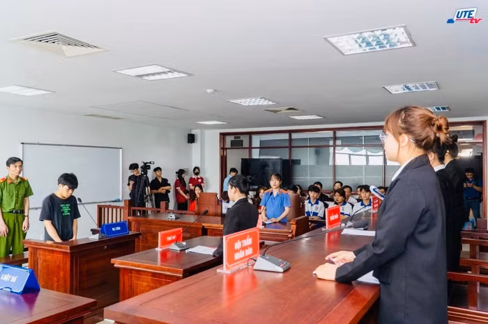phongdienanHCMUTE.jpg