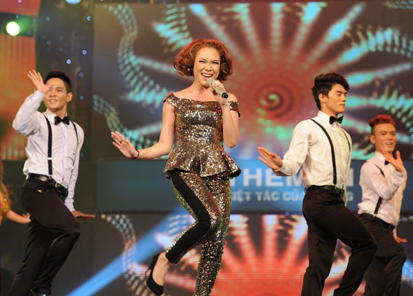 Mỹ Tâm 'tung tăng', nhí nhảnh... Mỹ Tâm 'tung tăng', nhí nhảnh...