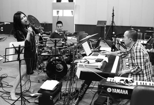 Thanh Lam sẽ hát tới 6 ca khúc mới tinh, lần đầu ra mắt công chúng yêu nhạc.