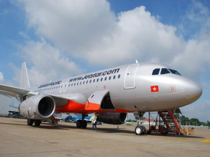 Chiếc Airbus A320 này là chiếc máy bay thứ 3 trong kế hoạch đồng nhất một dòng máy bay thương mại Airbus A320 của Jetstar Pacific. Ảnh: N.M Chiếc Airbus A320 này là chiếc máy bay thứ 3 trong kế hoạch đồng nhất một dòng máy bay thương mại Airbus A320 của Jetstar Pacific. Ảnh: N.M