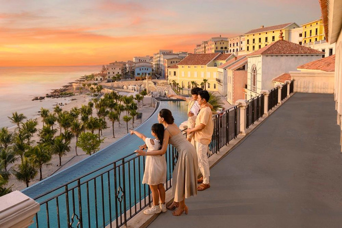 “Thị trấn Địa Trung Hải” Primavera tại Nam Phú Quốc sẽ là nơi ngắm hoàng hôn đẹp nhất Việt Nam. “Thị trấn Địa Trung Hải” Primavera tại Nam Phú Quốc sẽ là nơi ngắm hoàng hôn đẹp nhất Việt Nam.