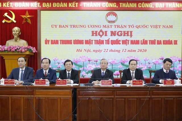 Các đồng chí chủ trì Hội nghị. Các đồng chí chủ trì Hội nghị.