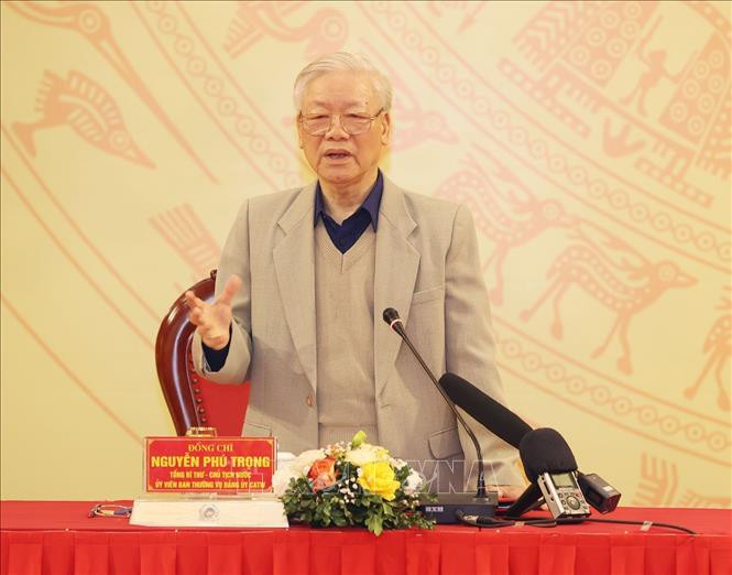 Tổng Bí thư, Chủ tịch nước Nguyễn Phú Trọng dự và phát biểu chỉ đạo Hội nghị đánh giá kết quả công tác năm 2020, bàn phương hướng, nhiệm vụ công tác trọng tâm năm 2021 của Đảng bộ Công an Trung ương. (Ảnh: TTXVN) Tổng Bí thư, Chủ tịch nước Nguyễn Phú Trọng dự và phát biểu chỉ đạo Hội nghị đánh giá kết quả công tác năm 2020, bàn phương hướng, nhiệm vụ công tác trọng tâm năm 2021 của Đảng bộ Công an Trung ương. (Ảnh: TTXVN)