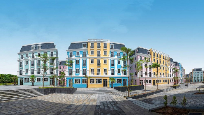 Con đường dẫn vào Quảng trường âm nhạc sẽ được trang trí để chào đón du khách đến với tổ hợp Bãi Kem. Con đường dẫn vào Quảng trường âm nhạc sẽ được trang trí để chào đón du khách đến với tổ hợp Bãi Kem.