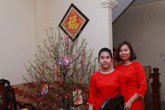 Chị Thu Hồng cho rằng: “Một lớp học nếu giáo viên nghiêm khắc, kỷ luật theo hướng tích cực trong học tập nhưng quan tâm, chăm sóc và hiểu tính cách của con mình, đó là một lớp học hạnh phúc”. (Ảnh: Nhân vật cung cấp) Chị Thu Hồng cho rằng: “Một lớp học nếu giáo viên nghiêm khắc, kỷ luật theo hướng tích cực trong học tập nhưng quan tâm, chăm sóc và hiểu tính cách của con mình, đó là một lớp học hạnh phúc”. (Ảnh: Nhân vật cung cấp)