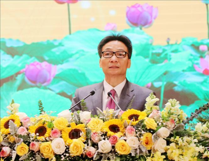 Phó Thủ tướng Chính phủ Vũ Đức Đam phát biểu tại Hội nghị. Phó Thủ tướng Chính phủ Vũ Đức Đam phát biểu tại Hội nghị.