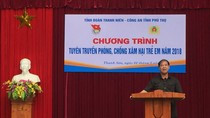 Bộ trưởng Phùng Xuân Nhạ nhắn nhủ, thầy cô phải như cha mẹ ảnh 3 Bộ trưởng Phùng Xuân Nhạ nhắn nhủ, thầy cô phải như cha mẹ ảnh 3