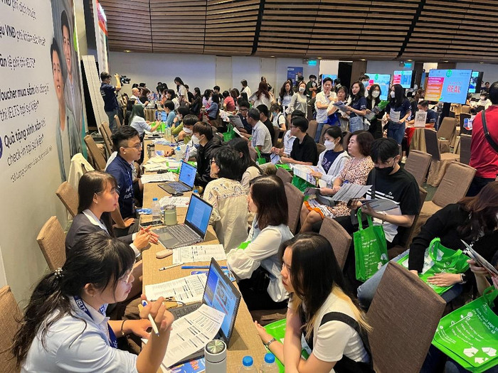 Các tư vấn viên luôn tư vấn cho các bạn thời điểm tốt nhất để chuẩn bị hồ sơ du học, nâng cao tỷ lệ thành công đối với các trường đại học Úc. (Nguồn: IDP) Các tư vấn viên luôn tư vấn cho các bạn thời điểm tốt nhất để chuẩn bị hồ sơ du học, nâng cao tỷ lệ thành công đối với các trường đại học Úc. (Nguồn: IDP)