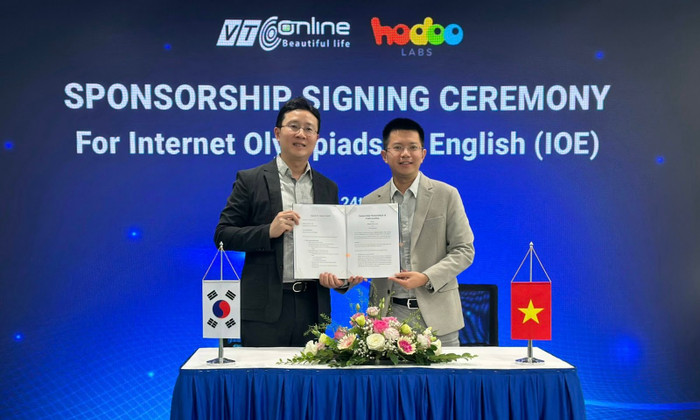 Ông Kim Min - Giám đốc Hodoo Labs và ông Lê Việt Hòa - Giám đốc VTC Online. Ông Kim Min - Giám đốc Hodoo Labs và ông Lê Việt Hòa - Giám đốc VTC Online.