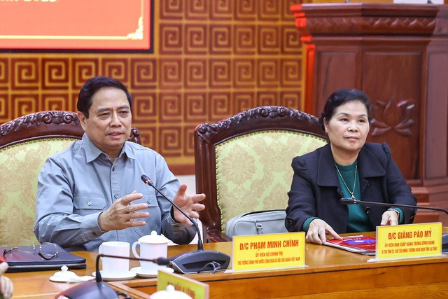 Thủ tướng Chính phủ đã cho ý kiến về 18 kiến nghị, đề xuất của Lai Châu. Ảnh: VGP/Nhật Bắc Thủ tướng Chính phủ đã cho ý kiến về 18 kiến nghị, đề xuất của Lai Châu. Ảnh: VGP/Nhật Bắc