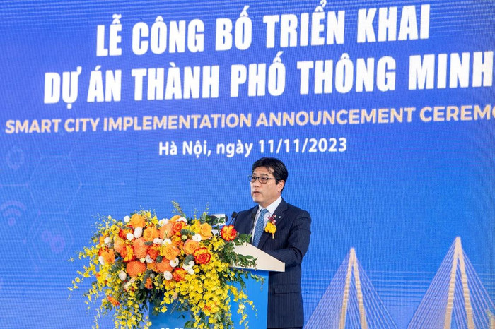 Ông Honda Yukihito, Tổng Giám đốc điều hành cấp cao toàn cầu của Tập đoàn Sumitomo phát biểu tại sự kiện. Ông Honda Yukihito, Tổng Giám đốc điều hành cấp cao toàn cầu của Tập đoàn Sumitomo phát biểu tại sự kiện.