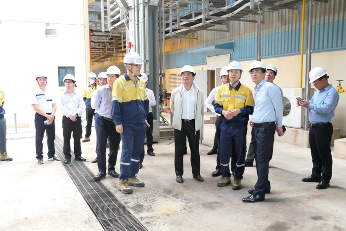 Chủ tịch Hội đồng thành viên Petrovietnam Hoàng Quốc Vượng tham quan Nhà máy Nhiệt điện BOT Nghi Sơn 2. Chủ tịch Hội đồng thành viên Petrovietnam Hoàng Quốc Vượng tham quan Nhà máy Nhiệt điện BOT Nghi Sơn 2.