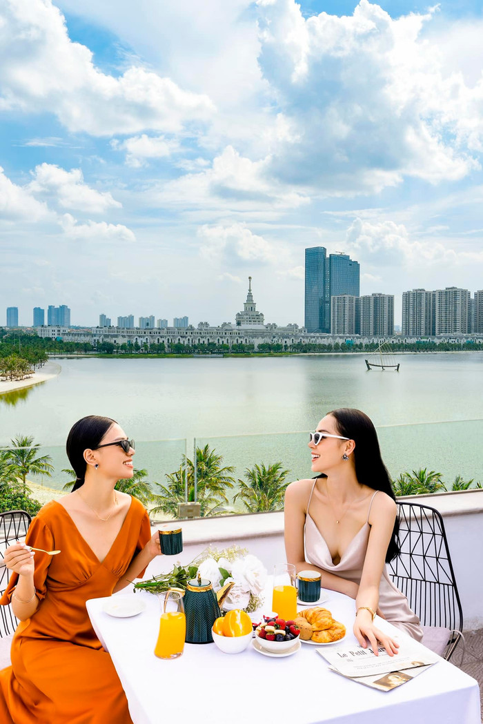 Tổ hợp Lagoon Complex trở thành điểm ăn uống, vui chơi thu hút giới trẻ nhất phía Đông Thủ đô. Tổ hợp Lagoon Complex trở thành điểm ăn uống, vui chơi thu hút giới trẻ nhất phía Đông Thủ đô.