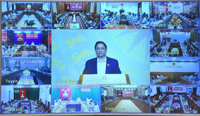 Phiên họp được kết nối trực tuyến tới 63 tỉnh, thành phố trực thuộc Trung ương. Ảnh: VGP/Nhật Bắc Phiên họp được kết nối trực tuyến tới 63 tỉnh, thành phố trực thuộc Trung ương. Ảnh: VGP/Nhật Bắc