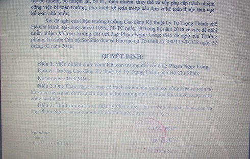 Trích quyết định miễn nhiệm chức vụ của ông Phạm Ngọc Long từ cơ quan quản lý (ảnh: P.L) Trích quyết định miễn nhiệm chức vụ của ông Phạm Ngọc Long từ cơ quan quản lý (ảnh: P.L)