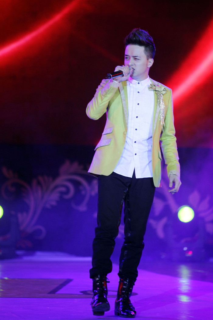 Cao Thái Sơn với Nhìn về quá khứ, Anh sai rồi. Cao Thái Sơn với Nhìn về quá khứ, Anh sai rồi.