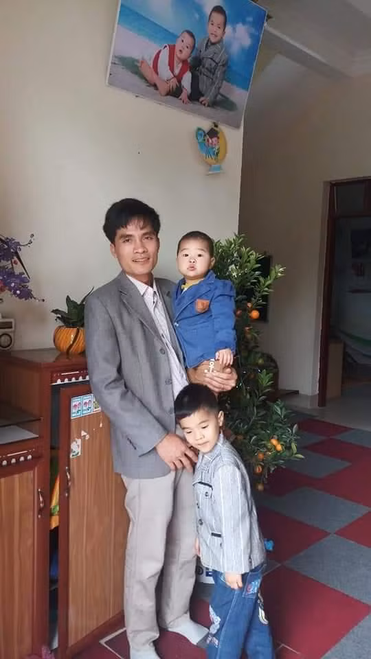 Trong những ngày tham gia chống dịch, chị Hương luôn nhận được những lời động viên từ chồng và các con. Ảnh: Nhân vật cung cấp Trong những ngày tham gia chống dịch, chị Hương luôn nhận được những lời động viên từ chồng và các con. Ảnh: Nhân vật cung cấp