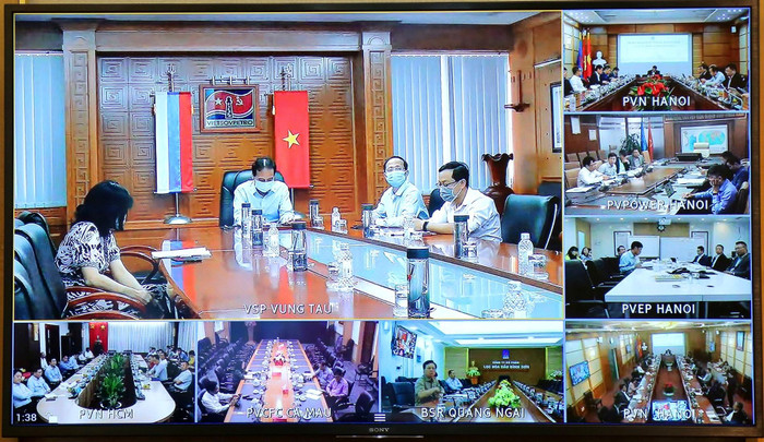 Cuộc họp giao ban được trực tuyến tại 6 điểm cầu