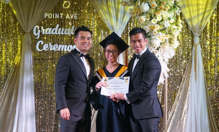 Danny Hwang- CEO Point Avenue và Tommy Nguyễn- COO Point Avenue cùng Thảo Trang – Villanova University - Học viên Point Avenue Danny Hwang- CEO Point Avenue và Tommy Nguyễn- COO Point Avenue cùng Thảo Trang – Villanova University - Học viên Point Avenue