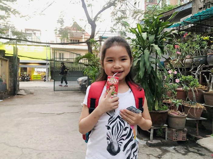 Cha mẹ luôn mong muốn các con được đảm bảo dinh dưỡng để phát triển. Cha mẹ luôn mong muốn các con được đảm bảo dinh dưỡng để phát triển.