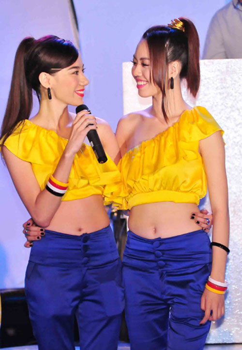 Chung Thục Quyên và Vũ Hoàng Điệp quá sặc sỡ và quê mùa không cần thiết.