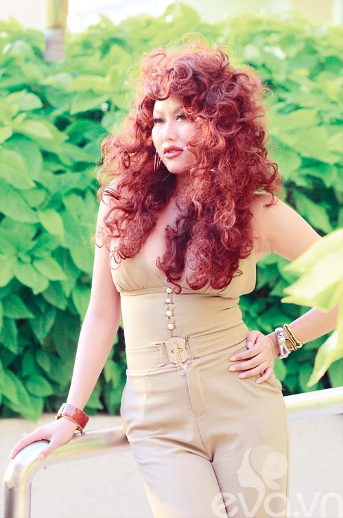 Phi Thanh Vân luôn thiếu tinh tế và diêm dúa