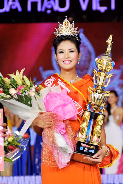 Đương kim Hoa hậu Ngọc Hân.
