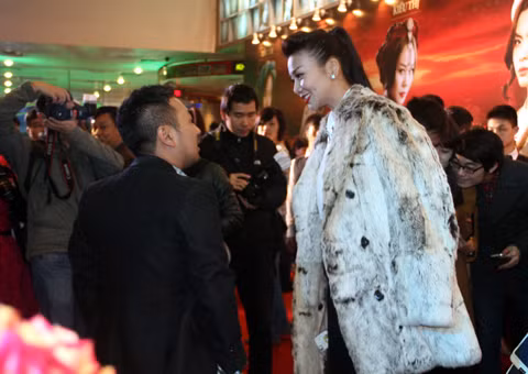 Sau khi trò chuyện một hồi với Thanh Hằng...