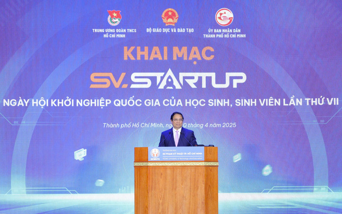 Thủ tướng Phạm Minh Chính phát biểu tại Ngày hội Khởi nghiệp Quốc gia của học sinh, sinh viên lần thứ VII (ảnh: Bộ Giáo dục và Đào tạo) Chinhkhoinghiep2.jpg
