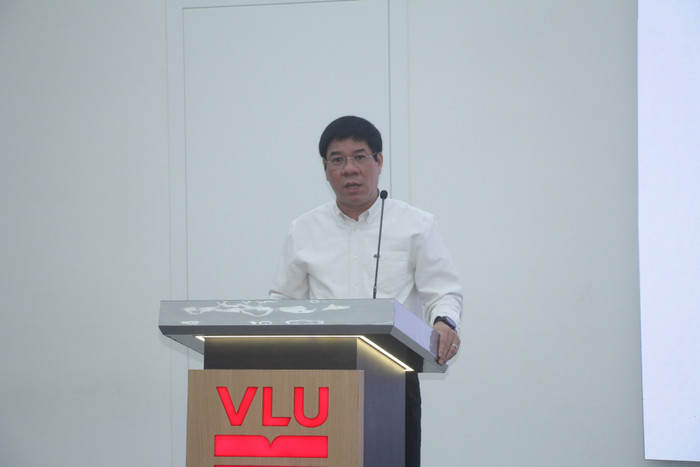 Giáo sư, Tiến sĩ Huỳnh Văn Chương phát biểu (ảnh: V.D) gdvn_ThutruongThuongthiTN2.jpg