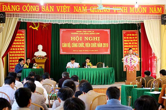 Hội nghị cán bộ, công chức, viên chức là hoạt động được thực hiện hằng năm (Ảnh mang tính minh hoạ: baosonla.org.vn)