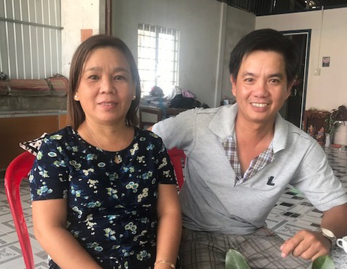 Chưa được 1 năm, 2 lần bị chuyển trường và 2 lần nhận kỷ luật buộc thôi việc Chưa được 1 năm, 2 lần bị chuyển trường và 2 lần nhận kỷ luật buộc thôi việc