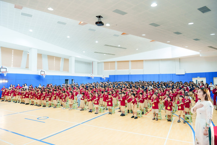 Các Vinsers trong Lễ tựu trường đầu tiên tại Vinschool Ocean Park 2. Anh 3 (7).jpg
