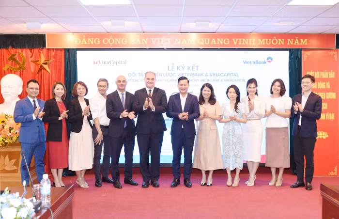 anh3_VTB_vinaCapital.jpg