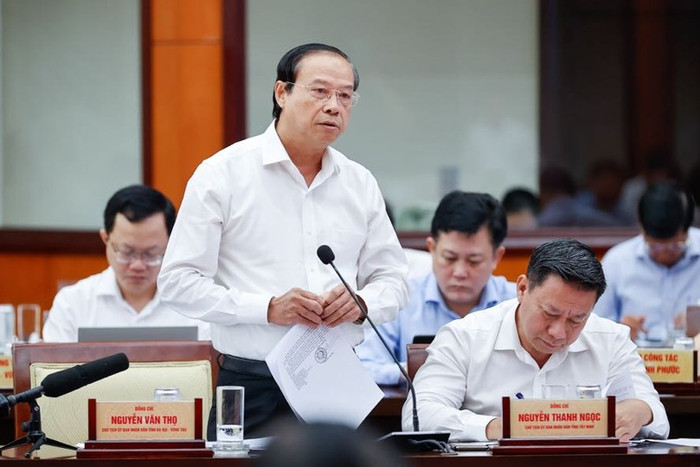 Chủ tịch Uỷ ban nhân dân tỉnh Bà Rịa - Vũng Tàu Nguyễn Văn Thọ phát biểu tại hội nghị. Ảnh: VGP/Nhật Bắc Chủ tịch Uỷ ban nhân dân tỉnh Bà Rịa - Vũng Tàu Nguyễn Văn Thọ phát biểu tại hội nghị. Ảnh: VGP/Nhật Bắc