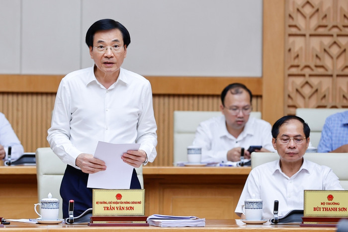 Bộ trưởng, Chủ nhiệm Văn phòng Chính phủ Trần Văn Sơn phát biểu tại Phiên họp. Ảnh: VGP/Nhật Bắc vpcp.jpg