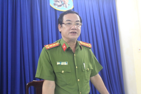 Đại tá Lê Anh Tuấn thông báo những kết luận ban đầu liên quan đến vụ việc của cháu L (ảnh: P.L) Đại tá Lê Anh Tuấn thông báo những kết luận ban đầu liên quan đến vụ việc của cháu L (ảnh: P.L)