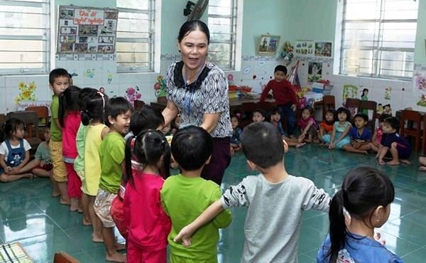 Giáo viên băn khoăn về chế độ nghỉ hưu sớm. (Ảnh minh hoạ: TTXVN) Giáo viên băn khoăn về chế độ nghỉ hưu sớm. (Ảnh minh hoạ: TTXVN)