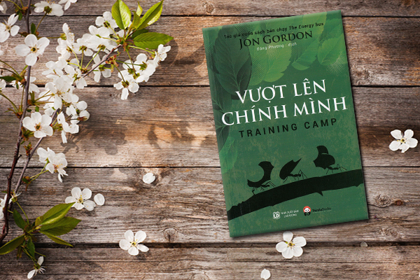 Cuốn "Vượt lên chính mình" của tác giả Jon Gordon. Cuốn "Vượt lên chính mình" của tác giả Jon Gordon.