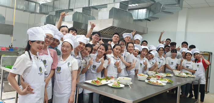 Đào tạo ngành quản trị khách sạn tại BVU trong bối cảnh hội nhập toàn cầu ảnh 2