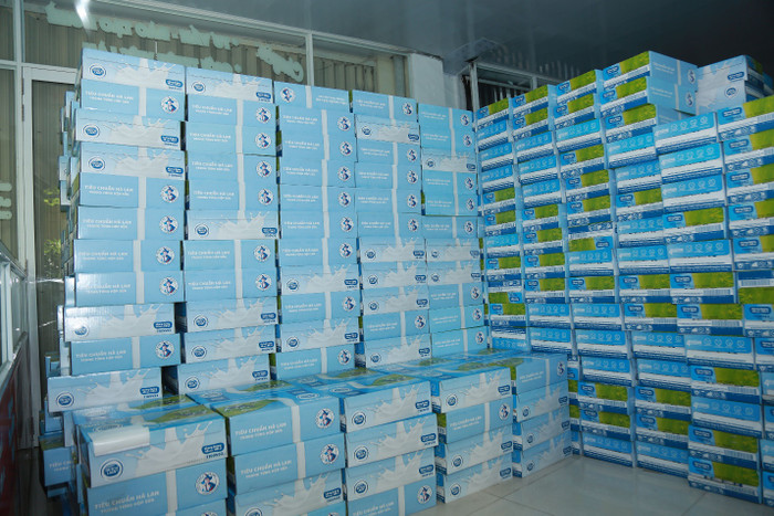 Những sản phẩm sữa yêu thương từ Cô Gái Hà Lan đã sẵn sàng đến với bà con Đà Nẵng Những sản phẩm sữa yêu thương từ Cô Gái Hà Lan đã sẵn sàng đến với bà con Đà Nẵng