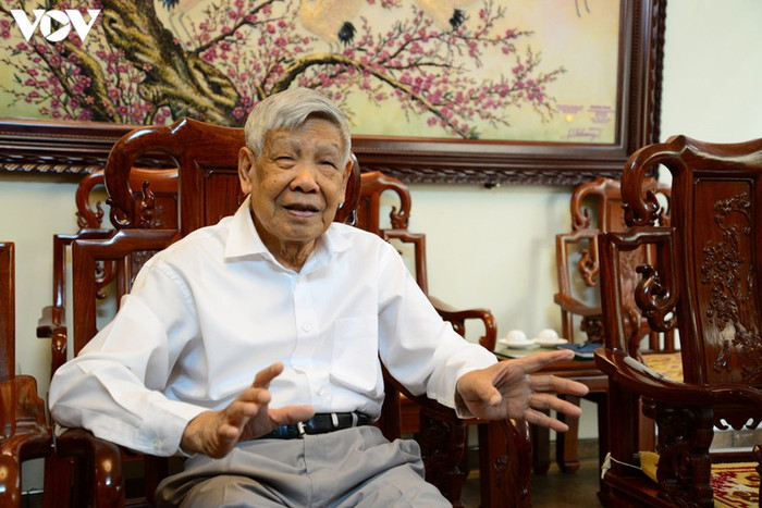 Nguyên Tổng Bí thư Lê Khả Phiêu (1931-2020). Nguyên Tổng Bí thư Lê Khả Phiêu (1931-2020).