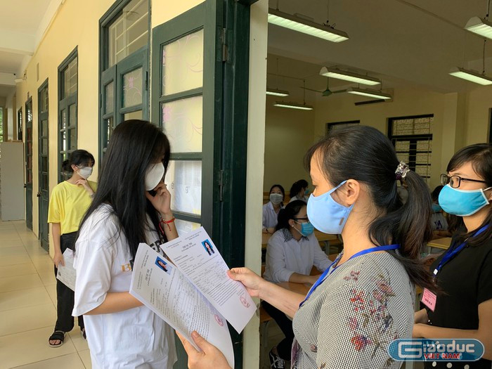 Thí sinh tham gia kỳ thi tốt nghiệp trung học phổ thông năm 2020. (Ảnh minh họa: Thùy Linh) Thí sinh tham gia kỳ thi tốt nghiệp trung học phổ thông năm 2020. (Ảnh minh họa: Thùy Linh)
