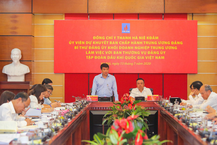 Bí thư Đảng ủy Khối Doanh nghiệp Trung ương làm việc với Ban Thường vụ Đảng ủy Tập đoàn Bí thư Đảng ủy Khối Doanh nghiệp Trung ương làm việc với Ban Thường vụ Đảng ủy Tập đoàn