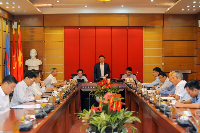 Ông Lê Mạnh Hùng - Tổng giám đốc PVN phát biểu tại buổi làm việc.